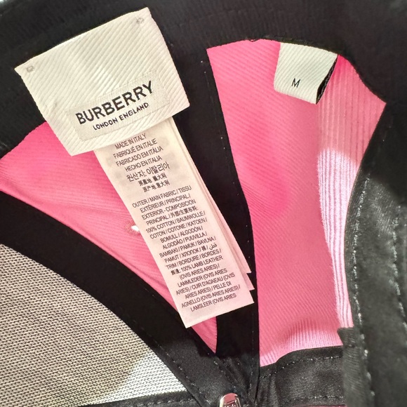 Authentic Burberry - Picture 9 of 9